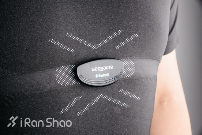 评测 | Kalenji Kiprun Cardio 心率压缩衣，合二为一之后。