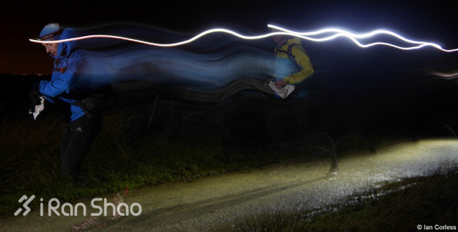 经验 | 浅谈越野跑中的强制装备（二）：冲锋衣