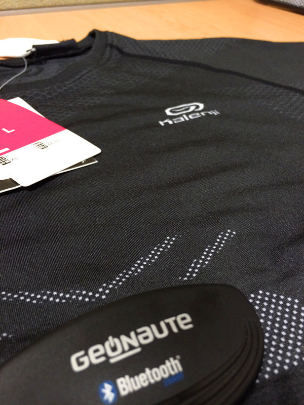 迪卡侬Kalenji快羚径心率监测训练服测评