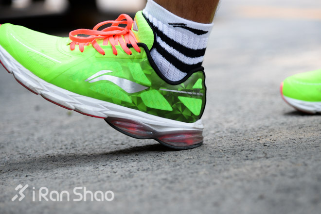 评测 | 李宁环弓二代：减震之外还有什么？