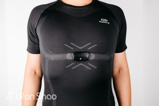 评测 | Kalenji Kiprun Cardio 心率压缩衣，合二为一之后。