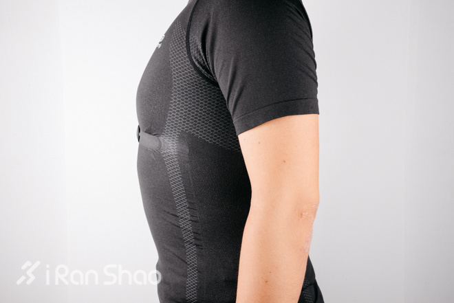 评测 | Kalenji Kiprun Cardio 心率压缩衣，合二为一之后。