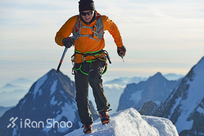 经验 | 浅谈越野跑中的强制装备（二）：冲锋衣