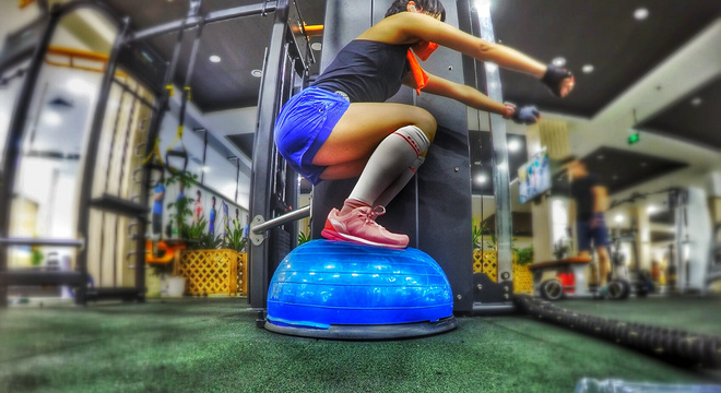 怦然【芯】动  赤兔不战沙场跃在跑道——李宁赤兔智能跑鞋测评