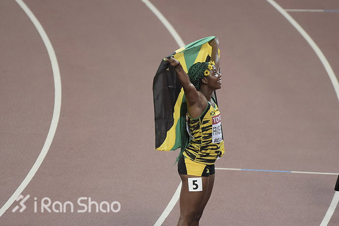 人物 | 牙买加“袖珍闪电”弗雷泽•普赖斯：生如夏花