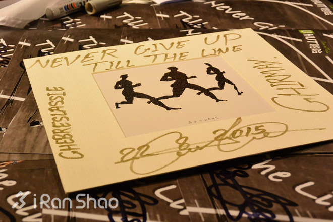 冠军面对面，两条不同的轨迹