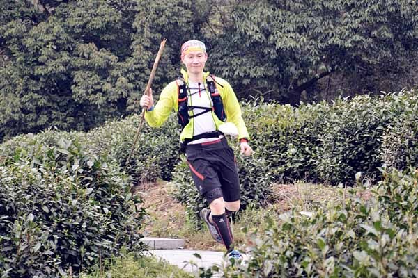 600号集体出逃狂欢日----冒着肉格气的世纪公园之夜