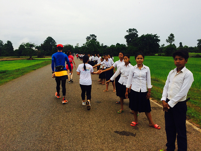 跑在2015 | 首马，生日马，没有装备的马，要深刻反思的柬埔寨吴哥马