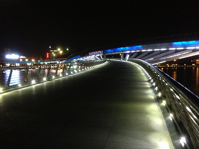 一次纯粹的公路半程马拉松赛、一次大众跑步的狂欢——太原马拉松日记