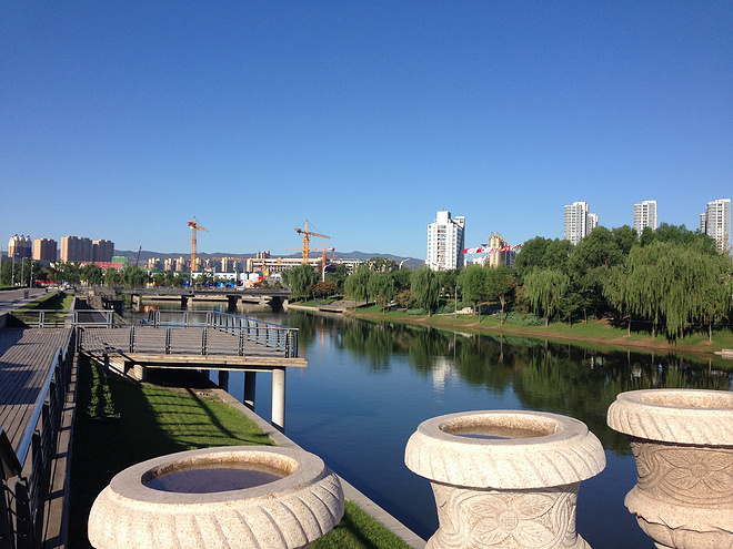 一次纯粹的公路半程马拉松赛、一次大众跑步的狂欢——太原马拉松日记