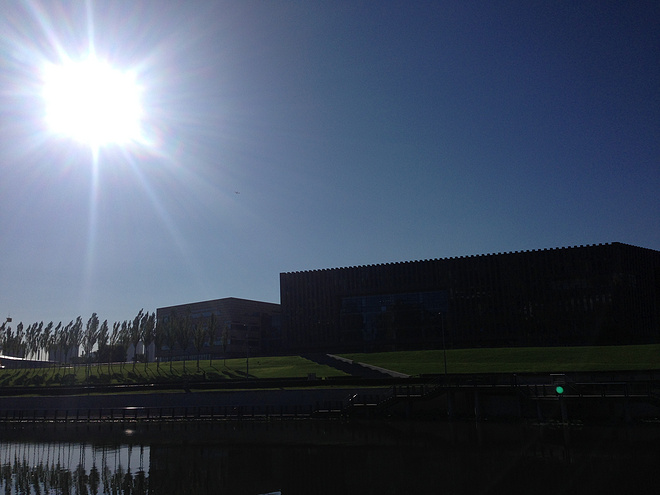 一次纯粹的公路半程马拉松赛、一次大众跑步的狂欢——太原马拉松日记