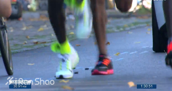 柏林战纪 | 停滞的纪录与飞舞的鞋垫