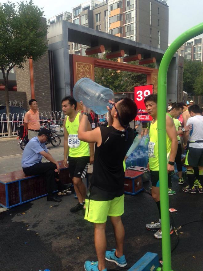 北京马拉松，请您停止侮辱世界六大！