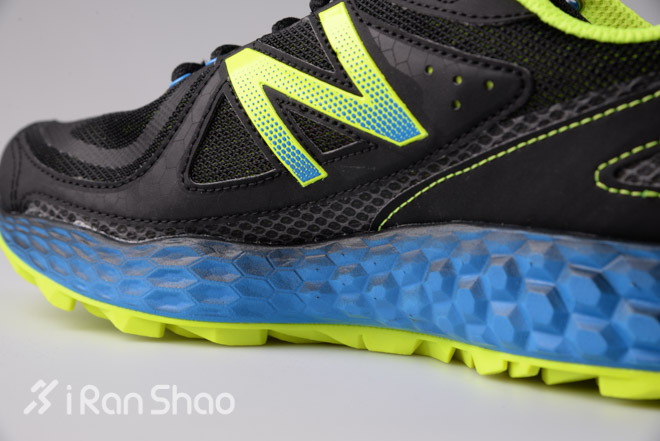 开箱 | NewBalance Fresh Foam Hierro，野性十足与顶级支撑