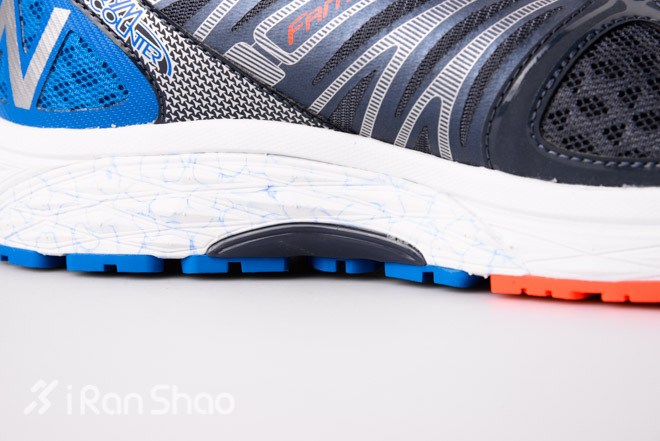 开箱 | NewBalance 1260 V5：顶级支撑跑鞋练成记