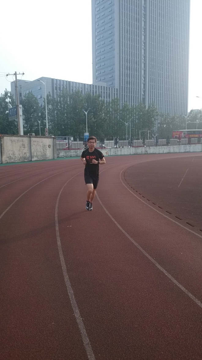 以精英的名义——Nike Air Zoom Elite 8