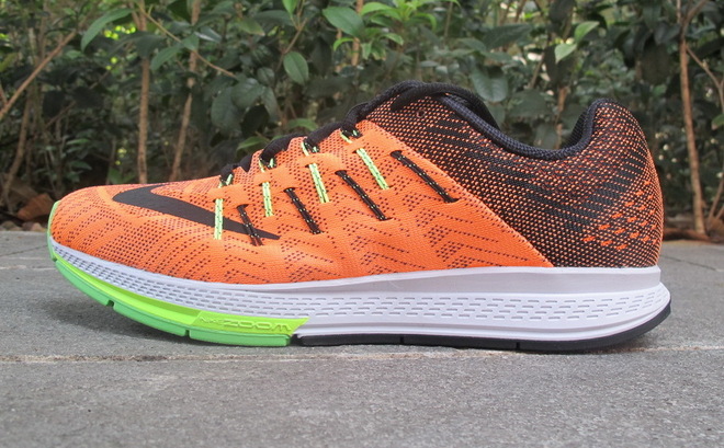 一步一步向前——Nike Zoom Elite 8评测