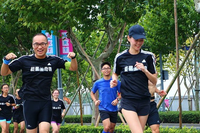 #能量跑# #EnergyRunning# 一起一起，「老法师」小麦带我LSD，带我飞！