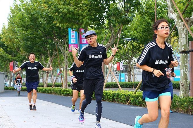 #能量跑# #EnergyRunning# 一起一起，「老法师」小麦带我LSD，带我飞！