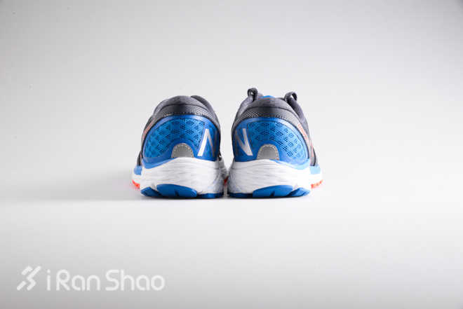 开箱 | NewBalance 1260 V5：顶级支撑跑鞋练成记