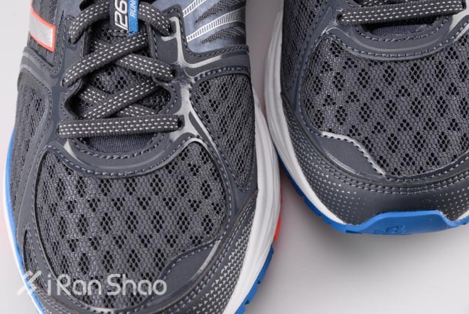 开箱 | NewBalance 1260 V5：顶级支撑跑鞋练成记