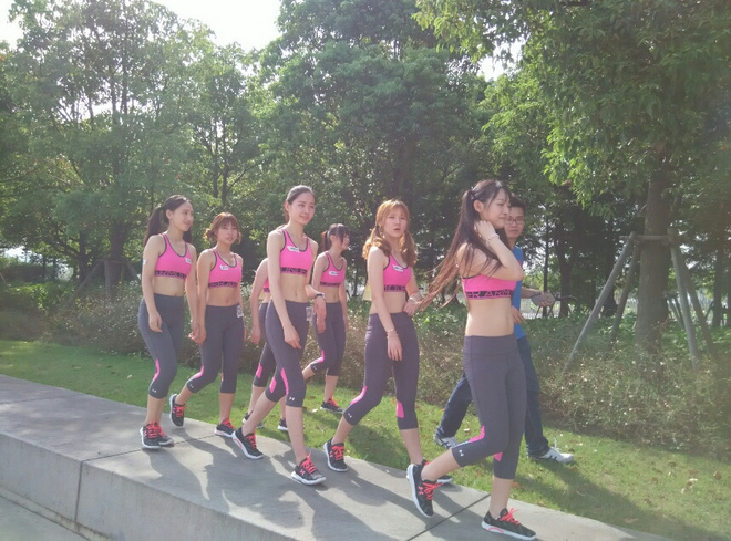 PPTV奔跑中国 挥洒青春热血