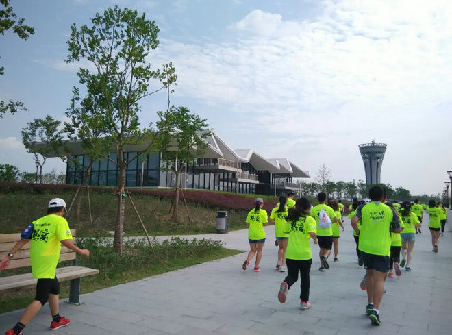 PPTV奔跑中国 挥洒青春热血