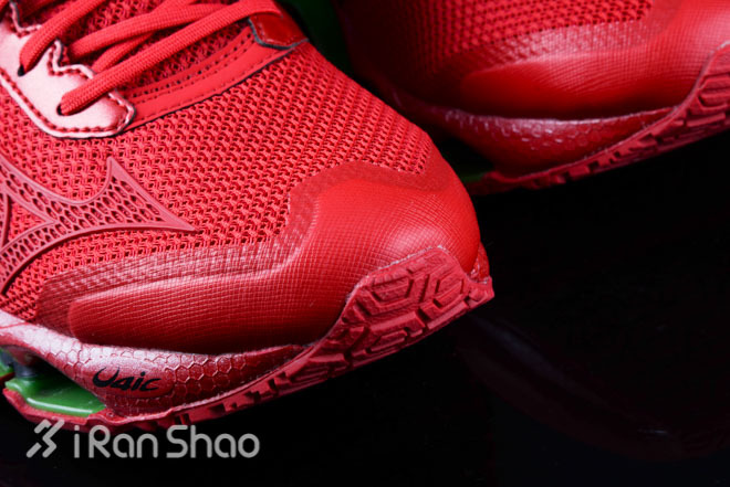 开箱 | 嘘！小心，据说这是一双看了会中毒的跑鞋