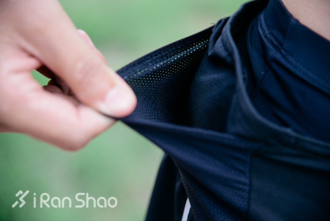 评测 |  adidas男款闪亮飘逸的跑步套装，让奔跑更加自由