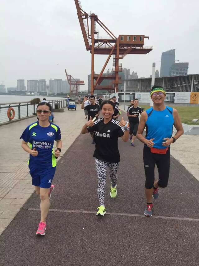 #能量跑# #EnergyRunning# 一起一起，「老法师」小麦带我LSD，带我飞！