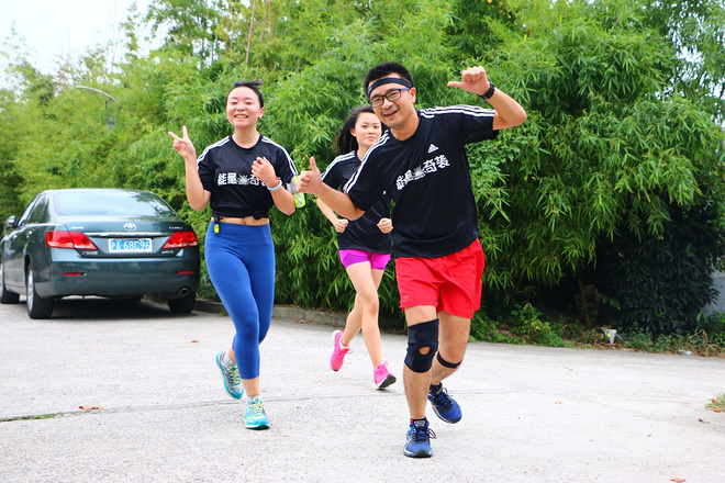 #能量跑# #EnergyRunning# 一起一起，「老法师」小麦带我LSD，带我飞！