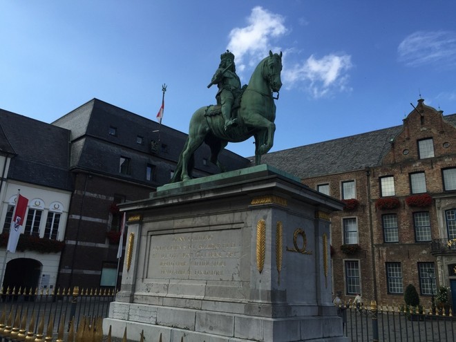 一个人的路途—记录自己的柏林马拉松