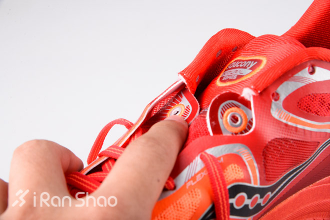 开箱 | 不选了，上马就穿它，Saucony Kinvara 6上海别注版