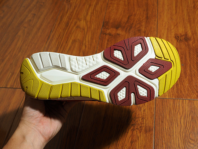 【众测报告】疾风扫落叶？ New Balance Vazee Rush评测