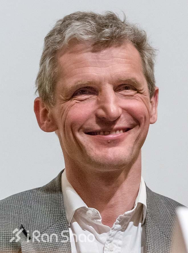 人物 | 跑马拉松的诺贝尔奖得主