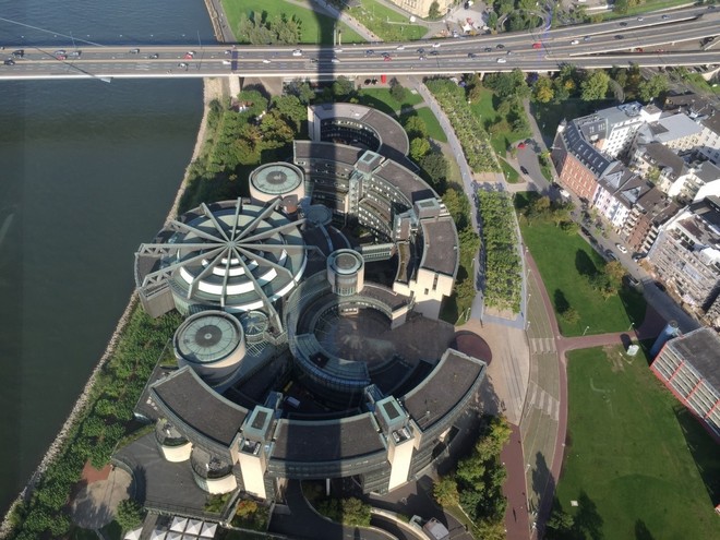 一个人的路途—记录自己的柏林马拉松