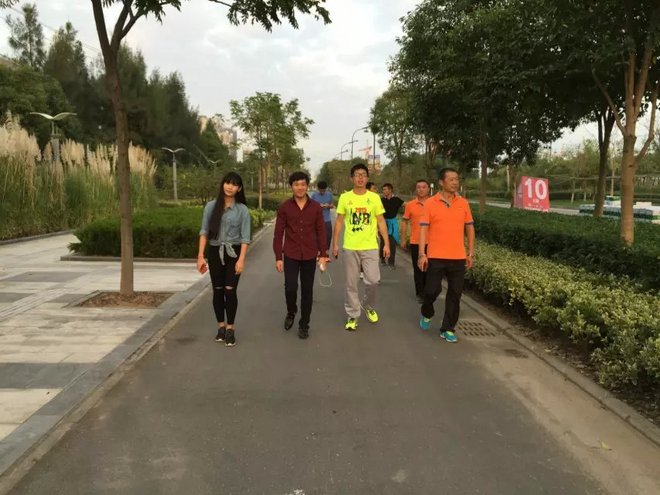 痛并快乐着---2015年宁波马拉松小记