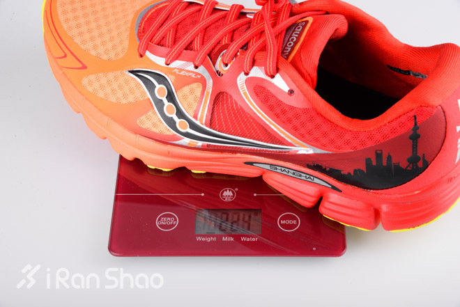 开箱 | 不选了，上马就穿它，Saucony Kinvara 6上海别注版