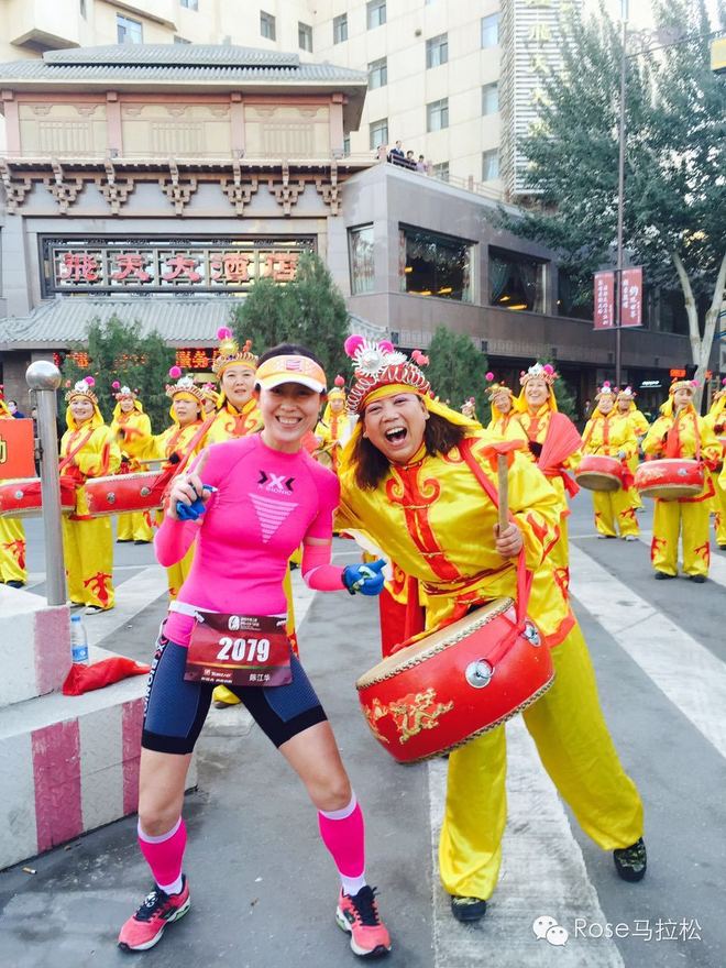 梦想穿过了西域 | 纪念丝路之上的敦煌马拉松