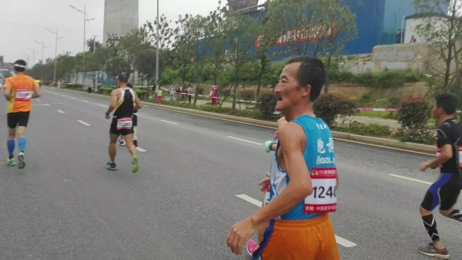 爽跑清凉之都贵阳——我的第二次sub330