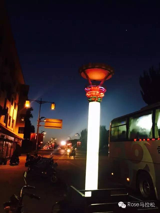 梦想穿过了西域 | 纪念丝路之上的敦煌马拉松