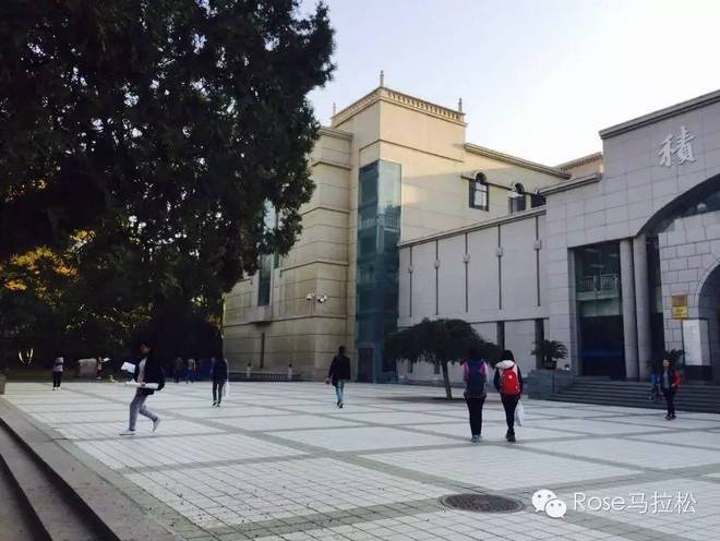 梦想穿过了西域 | 纪念丝路之上的敦煌马拉松