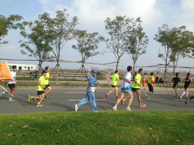 痛并快乐着---2015年宁波马拉松小记