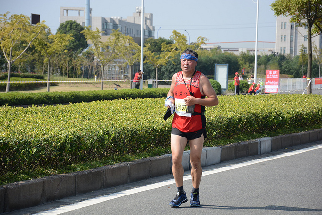 #拼了命，尽了兴#记2015年宁波国际马拉松-----我的人生首次全马