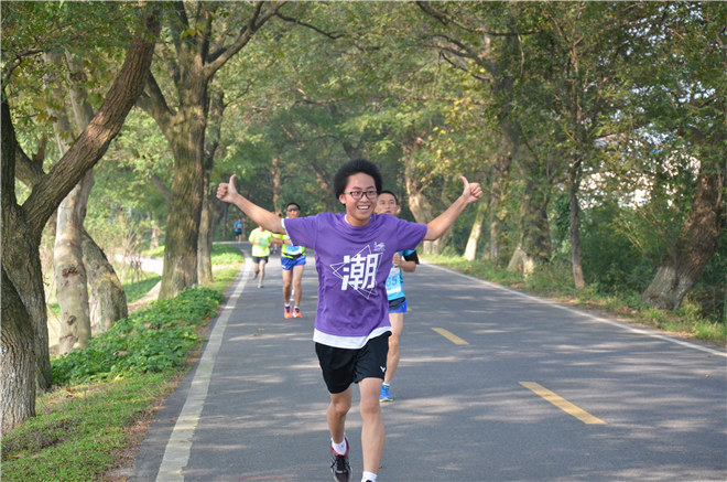 钱江追潮马拉松告诉你：最“潮”马拉松长什么样？