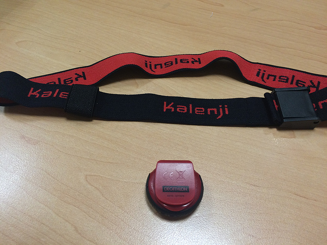 迪卡侬快羚径（Kalenji）夜跑系列产品测评