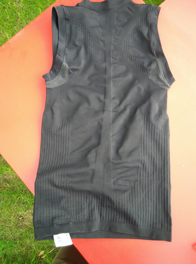 【众测报告】待我八块腹肌时, 再来驾驭你— LP压缩衣测评