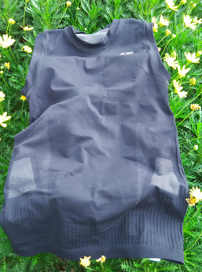 【众测报告】待我八块腹肌时, 再来驾驭你— LP压缩衣测评