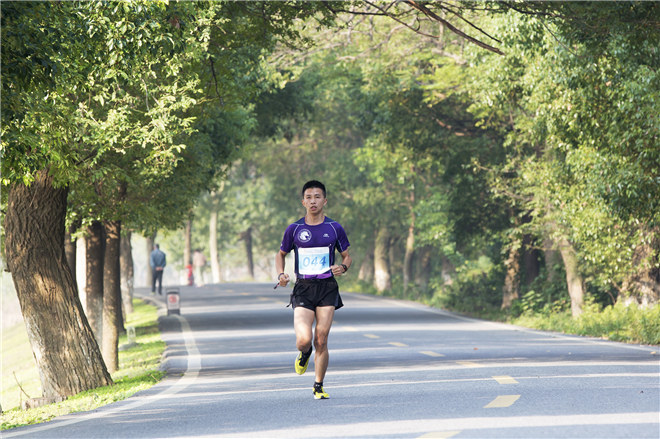 钱江追潮马拉松告诉你：最“潮”马拉松长什么样？