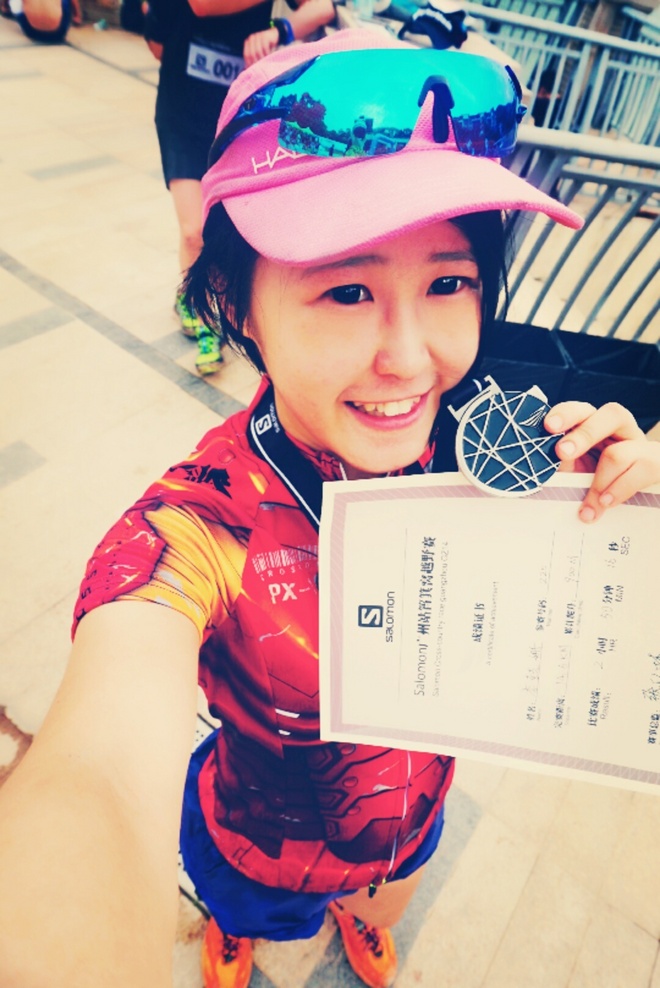 三色霓虹 予你的双瞳演绎一场华丽圆舞曲——TIFOSI三色可换镜片运动眼镜测评